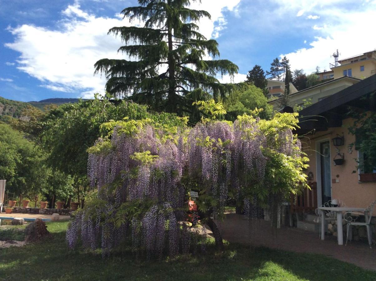 Bed and Breakfast Vista Castello à Rovereto  Extérieur photo